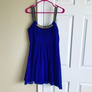 BCBG Maxazria Mini-Dress ✨